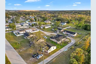 301 SW 3rd Terrace, Mulberry, FL 33860 - Photo 7