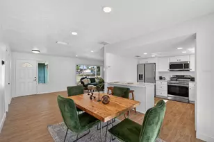 3733 Coppertree Cir, Brandon, FL 33511 - Photo 11