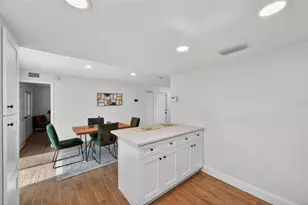 3733 Coppertree Cir, Brandon, FL 33511 - Photo 9