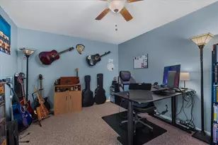 16646 Vallely Dr, Tampa, FL 33618 - Photo 17