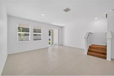 3346 Lapis Lake Dr, Zephyrhills, FL 33541 - Photo 7