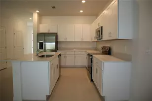 3346 Lapis Lk Dr, Zephyrhills, FL 33541 - Photo 3