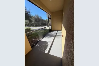 2752 Hampton Green Lane, Brandon, FL 33511 - Photo 5