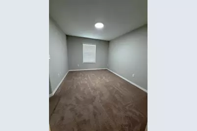 2752 Hampton Green Lane, Brandon, FL 33511 - Photo 7