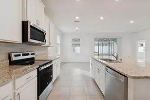 7139 Steer Blade Dr, Zephyrhills, FL 33541 - Photo 15