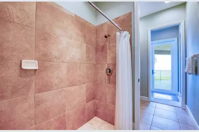 5918 Bahama Shores Drive S, Saint Petersburg, FL 33705 - Photo 71