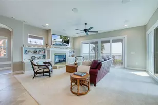 5918 Bahama Shores Dr S, Saint Petersburg, FL 33705 - Photo 21