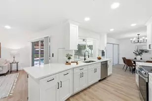 6236 17th St S, Saint Petersburg, FL 33712 - Photo 9