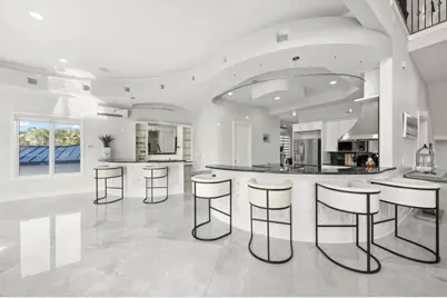 42 Midway Island, Clearwater Beach, FL 33767 - Photo 11