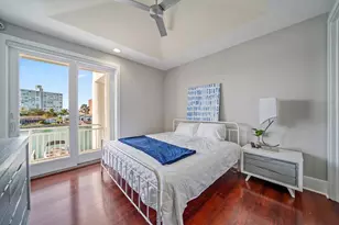 42 Midway Island, Clearwater Beach, FL 33767 - Photo 33