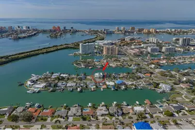 42 Midway Island, Clearwater Beach, FL 33767 - Photo 5