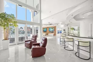 42 Midway Island, Clearwater Beach, FL 33767 - Photo 9