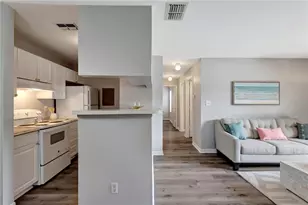 1400 Gandy Blvd N, Saint Petersburg, FL 33702 - Photo 11