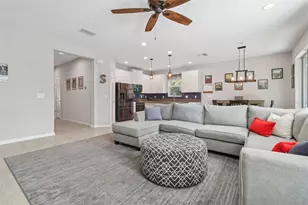 8213 Barnside View Ln, Gibsonton, FL 33534 - Photo 11