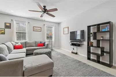 8213 Barnside View Lane, Gibsonton, FL 33534 - Photo 9