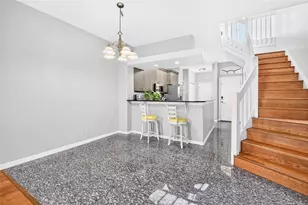 6400 46th Ave N, Kenneth City, FL 33709 - Photo 13
