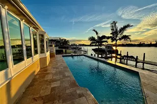 812 Island Way, Clearwater Beach, FL 33767 - Photo 47