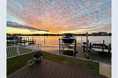 812 Island Way, Clearwater Beach, FL 33767 - Photo 5