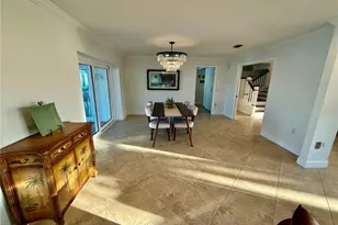 812 Island Way, Clearwater Beach, FL 33767 - Photo 15