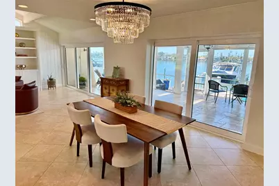 812 Island Way, Clearwater Beach, FL 33767 - Photo 21