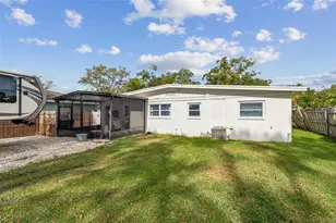 2810 W Silver Lake Ave, Tampa, FL 33614 - Photo 35