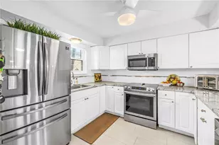 3465 41st Terrace S, Saint Petersburg, FL 33711 - Photo 3