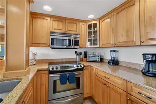 445 Hamden Dr, Clearwater Beach, FL 33767 - Photo 15