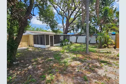 2221 E Annie Street, Tampa, FL 33612 - Photo 25