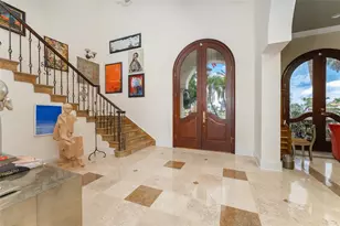 2152 Coffee Pot Blvd NE, Saint Petersburg, FL 33704 - Photo 7