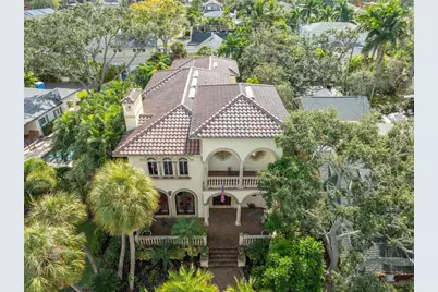 2152 Coffee Pot Boulevard NE, Saint Petersburg, FL 33704 - Photo 3