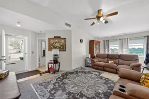 1535 Thistledown Dr, Brandon, FL 33510 - Photo 5