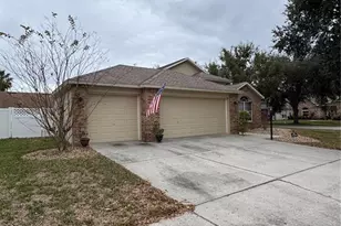 7108 Bucks Ford Dr, Riverview, FL 33578 - Photo 3