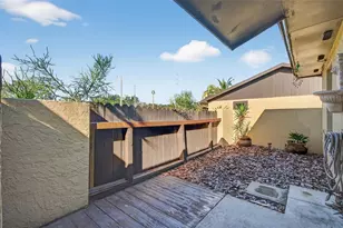 9883 88th Way, Seminole, FL 33777 - Photo 5