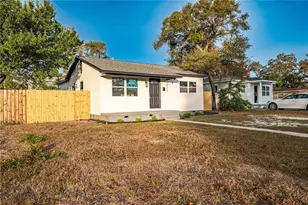 1711 41st St S, Saint Petersburg, FL 33711 - Photo 3