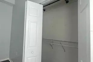 836 24th Ave N, Saint Petersburg, FL 33704 - Photo 7