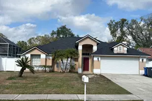 1003 Clearcreek Dr, Tampa, FL 33613 - Photo 3
