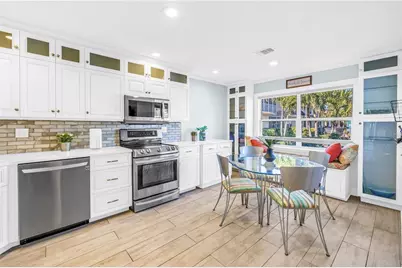 8985 Antigua Drive, Seminole, FL 33777 - Photo 17