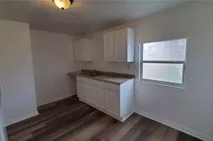 1632 14th Ave S, Saint Petersburg, FL 33712 - Photo 5