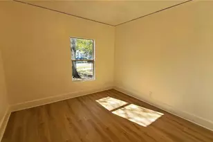 1307 12th Ave S, Saint Petersburg, FL 33705 - Photo 7