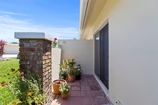 2735 Sherbrooke Ln, Palm Harbor, FL 34684 - Photo 17