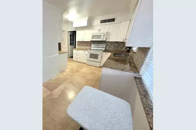 356 Overbrook Drive E, Largo, FL 33770 - Photo 9