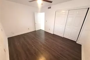 356 Overbrook Dr E, Largo, FL 33770 - Photo 17