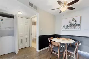 302 Lake Parsons Green, Brandon, FL 33511 - Photo 9