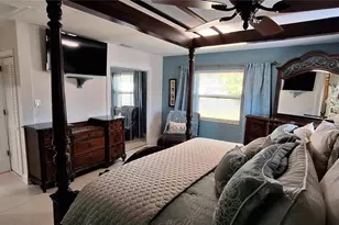 5950 49th Ave N, Kenneth City, FL 33709 - Photo 13