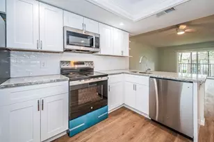 416 Meadow Ln, Oldsmar, FL 34677 - Photo 9