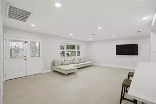 11491 60th Ln N, Pinellas Park, FL 33782 - Photo 11