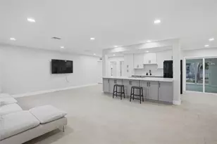 11491 60th Ln N, Pinellas Park, FL 33782 - Photo 9