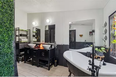 3207 Mazie Drive, Zephyrhills, FL 33541 - Photo 25