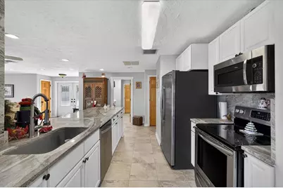 853 Seacrest Drive, Largo, FL 33771 - Photo 17