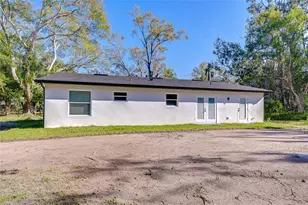 909 Lake Charles Cir, Lutz, FL 33548 - Photo 29